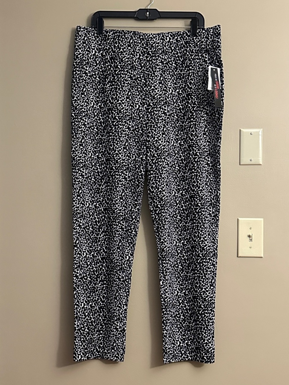 Black & White Printed Stretch Pants
